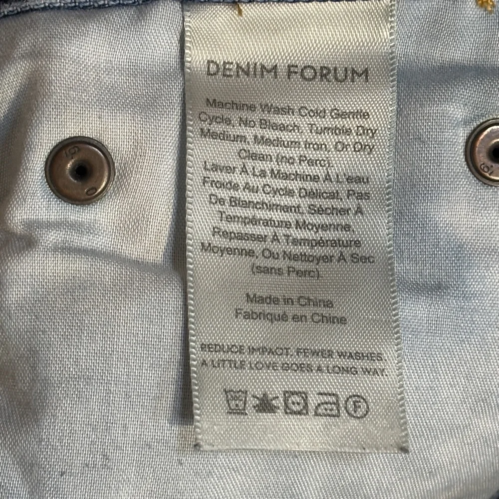 Denim Forum The Ex Boyfriend Blue Jeans Women’s Size 25 Button Fly Ankle